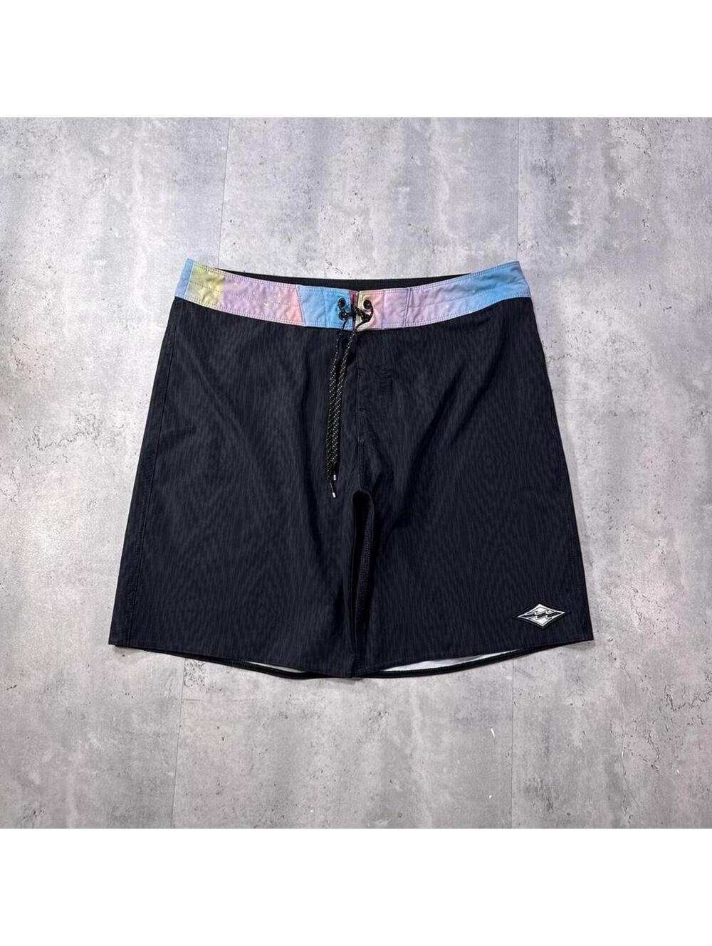 Y2K Billabong 00s Board Black Shorts